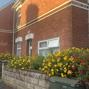 St Anne's Road Guest house