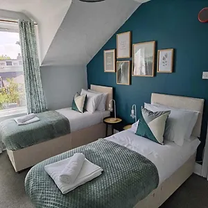 Raleigh Ff&tf - 1 Bed Georgian Flat In The Centre Of Exeter, Free Parking With Wifi Apartment